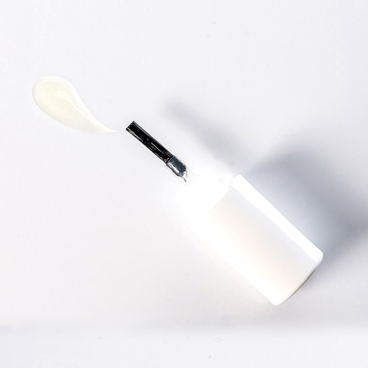 Posilující péče na nehty Luxéol, 11 ml